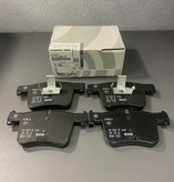 لنت ترمز جلو اورجینال بی ام و X3, X4 اتاق F25 ,F26 از سال 2011 & 2019