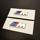 آرم بغل گلگیر جلو M بی ام و X1,X2,X4,iX1, 225L اورجینال bmw از سال 2019 & 2026