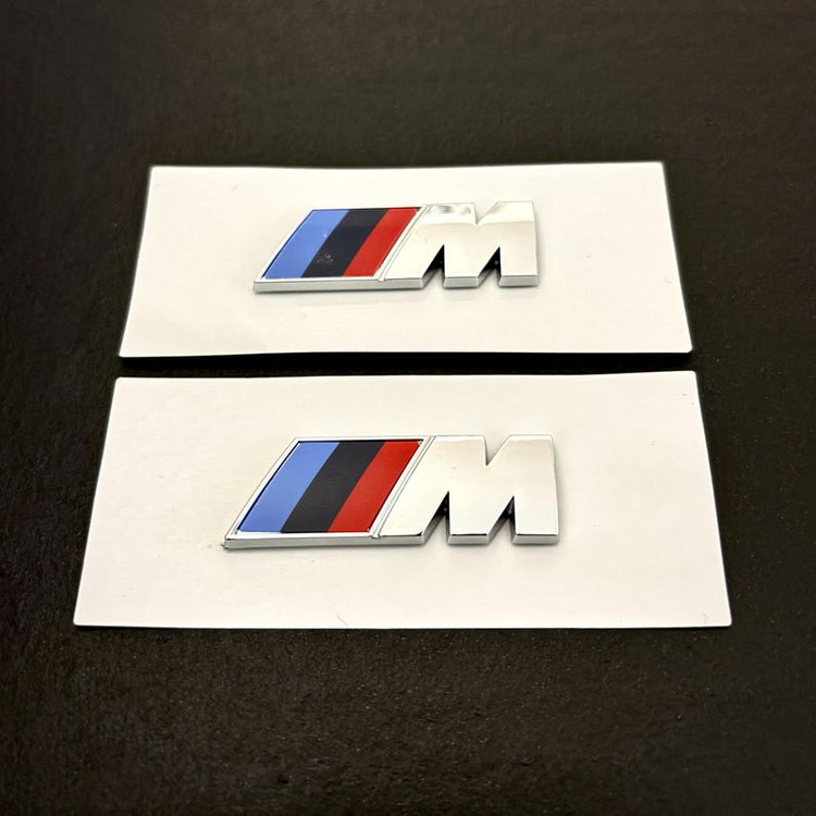 آرم بغل گلگیر جلو M بی ام و X1,X2,X4,iX1, 225L اورجینال bmw از سال 2019 & 2026